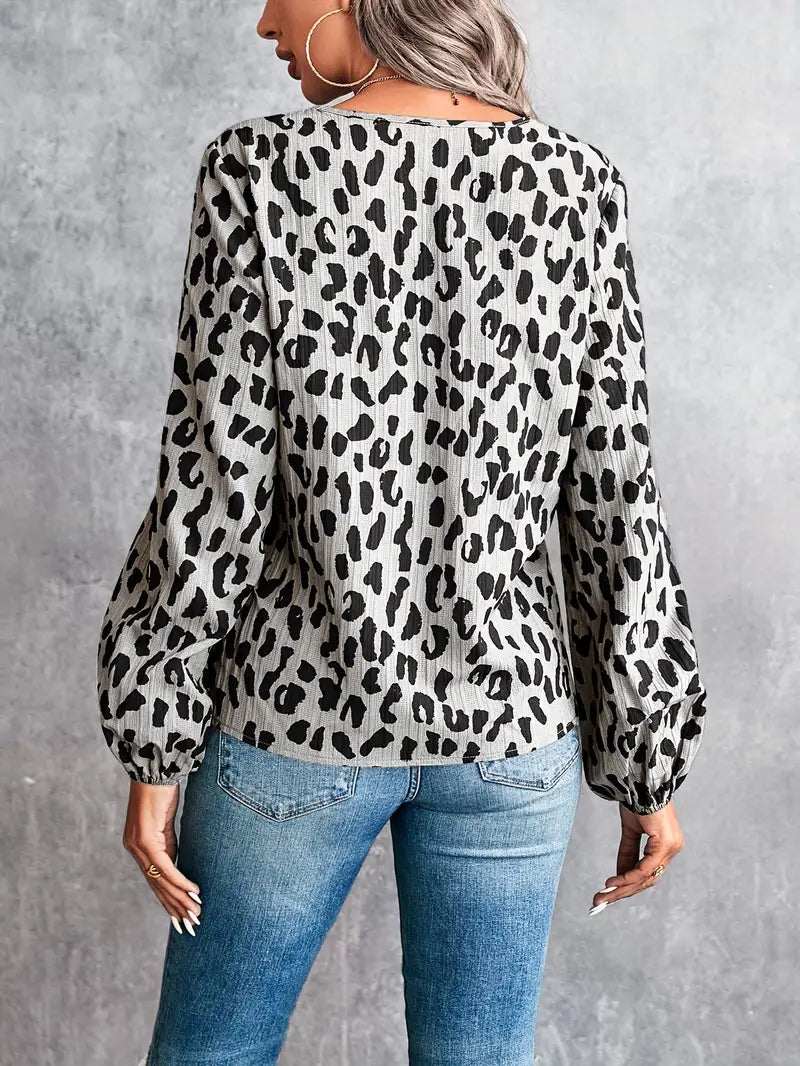 V-hals blouse met luipaardprint - Mette